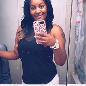 Meet your Posher, Khadijah